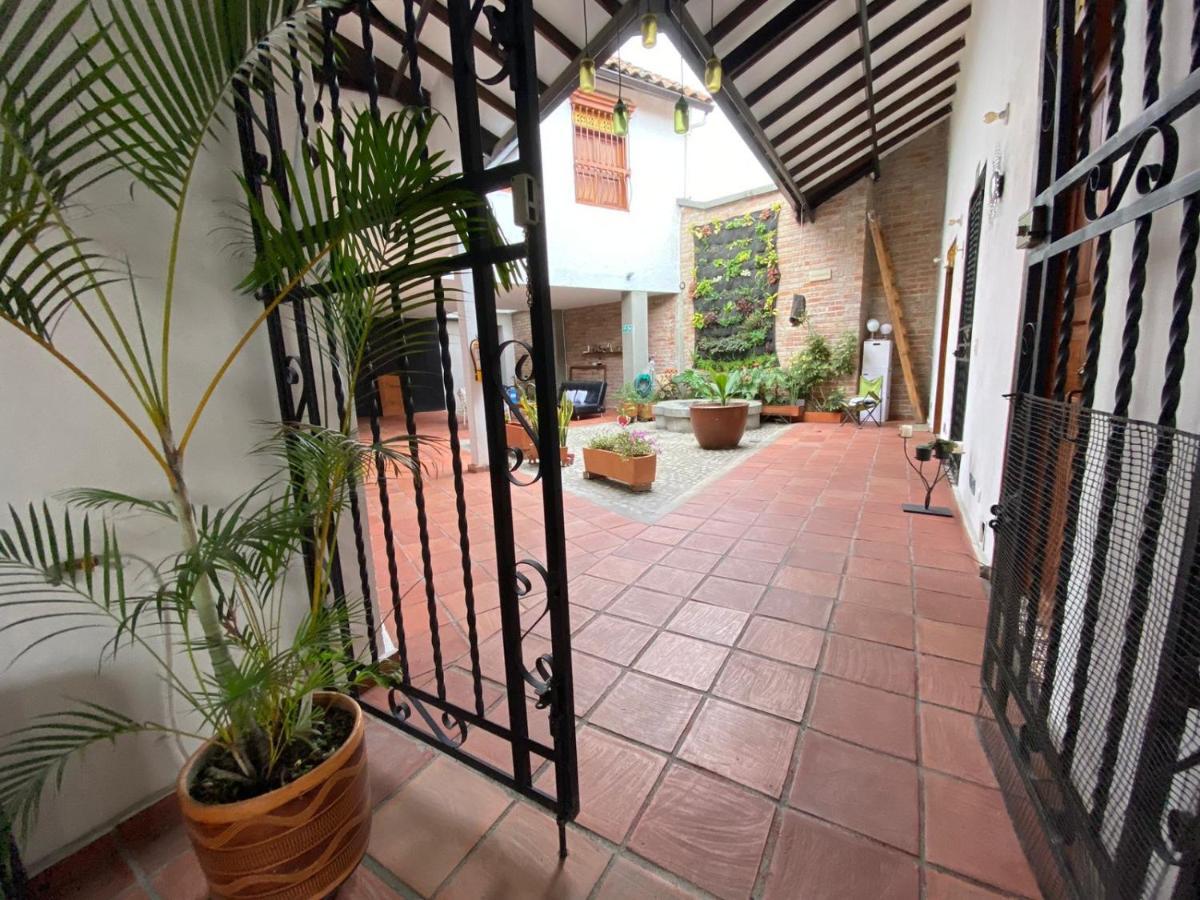 Hotel Casa Bresse Cali Extérieur photo