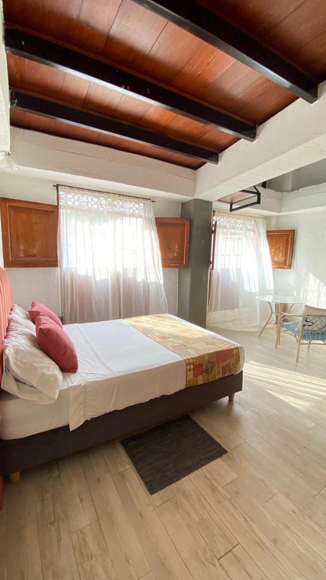 Hotel Casa Bresse Cali Extérieur photo
