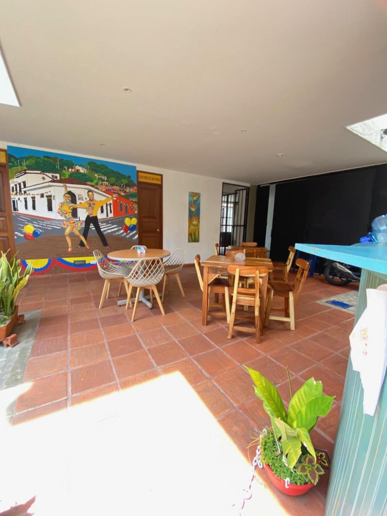 Hotel Casa Bresse Cali Extérieur photo