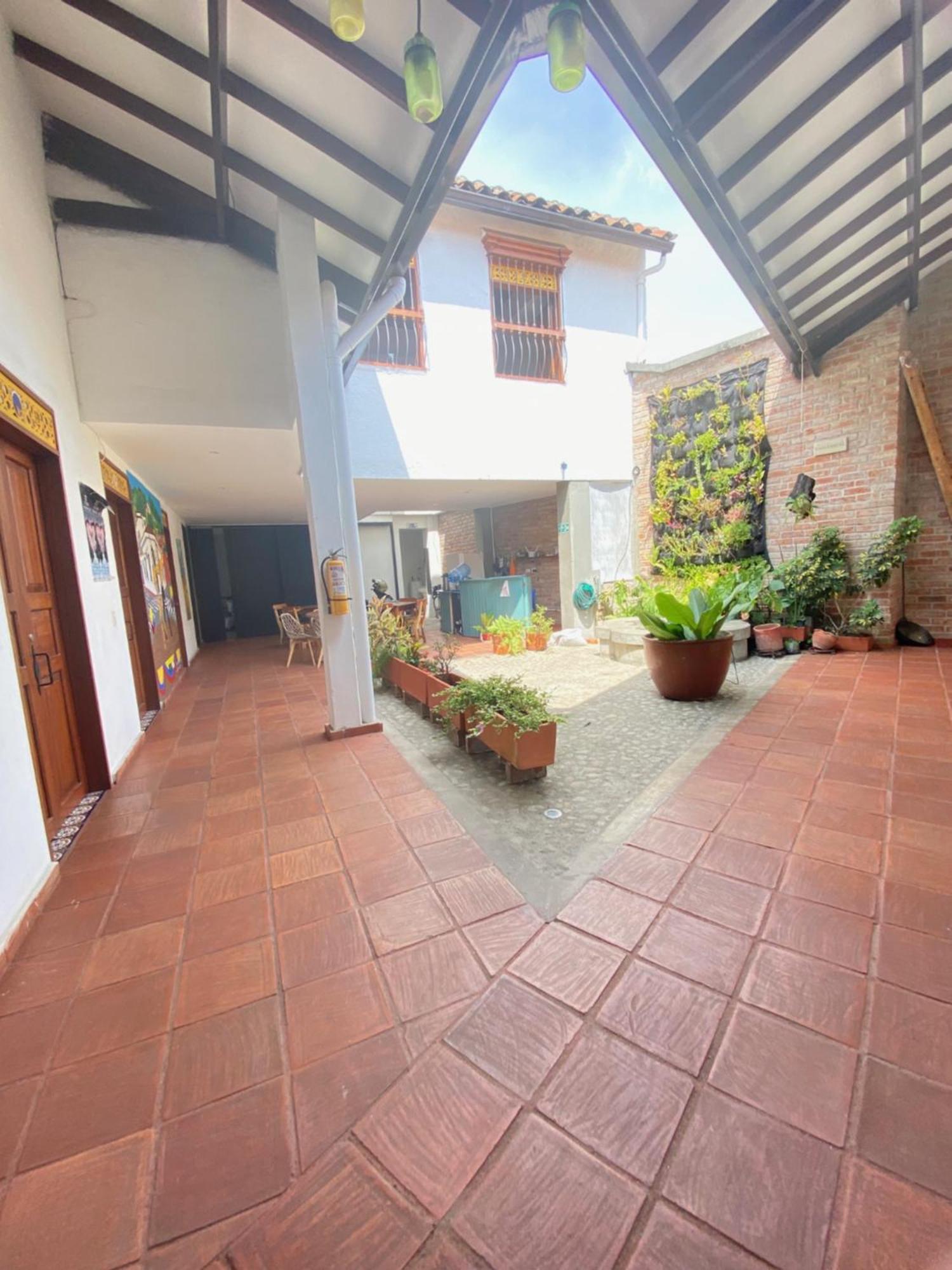 Hotel Casa Bresse Cali Extérieur photo