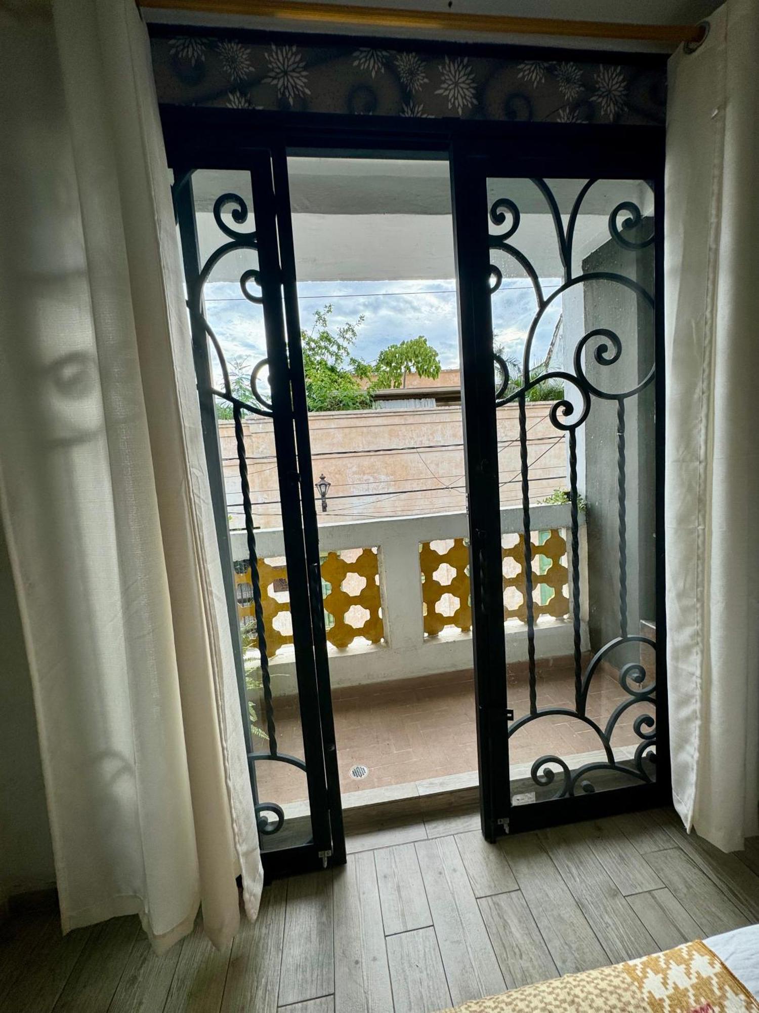 Hotel Casa Bresse Cali Extérieur photo