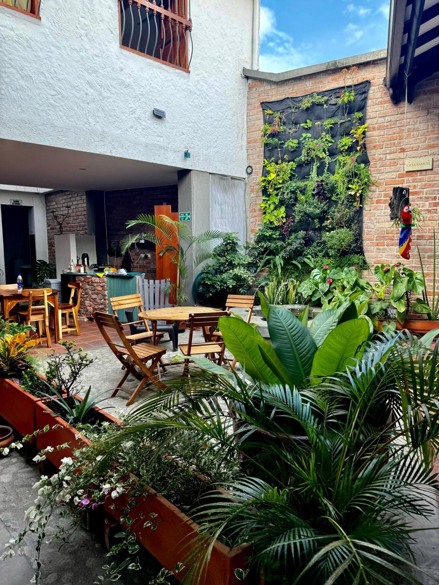 Hotel Casa Bresse Cali Extérieur photo